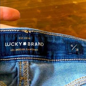 Lucky jeans - size 6. Ava skinny